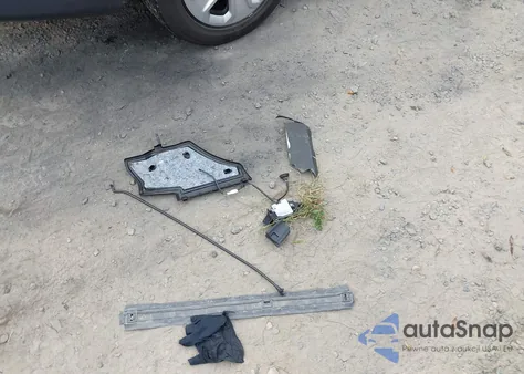 2014 Toyota Corolla L z USA, uszkodzony, nr VIN 2T1BURHE3EC150702